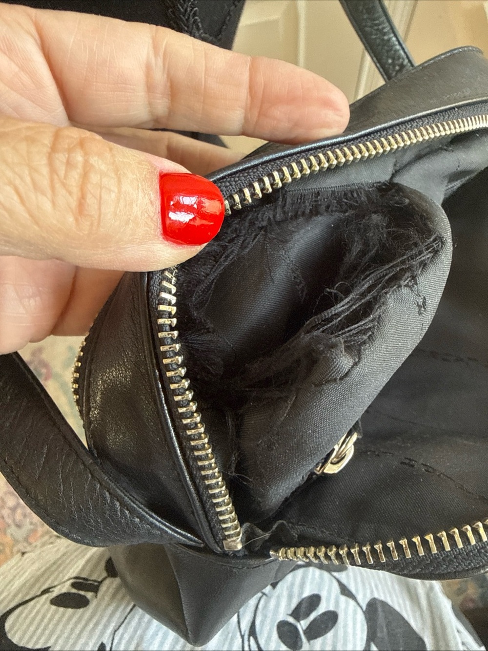 Ralph Lauren Vintage Black Leather Crossbody Bag with Silver Hardware - Picture 11 of 15
